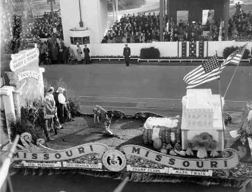 photo of Missouri float in the Inaugural Parade