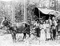 Covered wagon in Hermann, Missouri, 1913